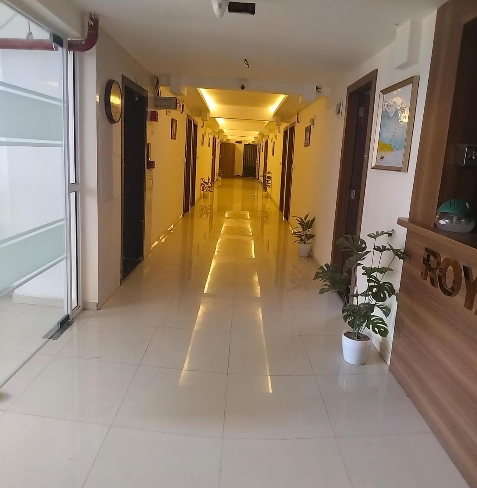 Hotel Royal Night دامان المظهر الخارجي الصورة